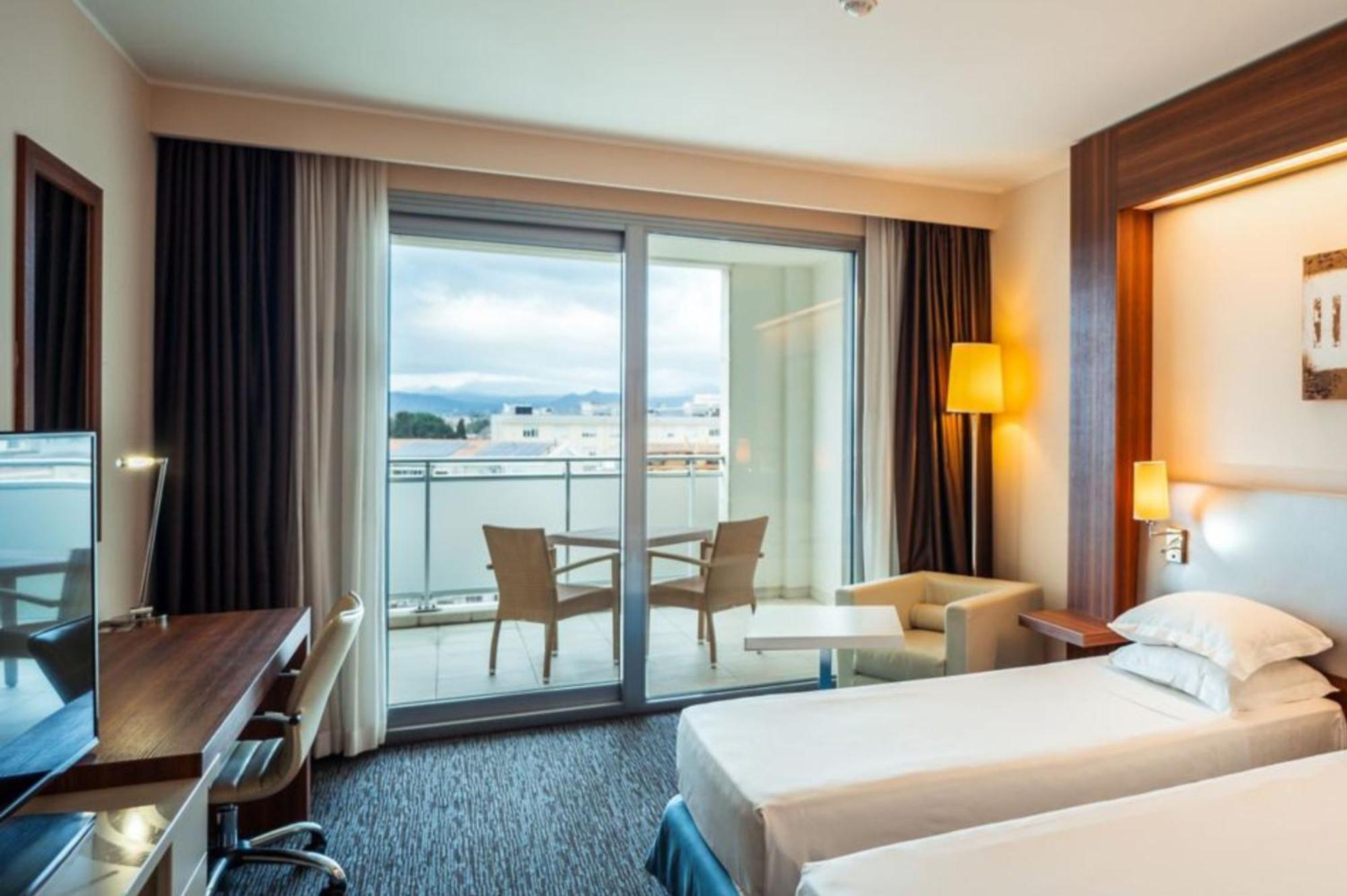 Delta Hotels By Marriott Olbia Sardinia Exterior foto